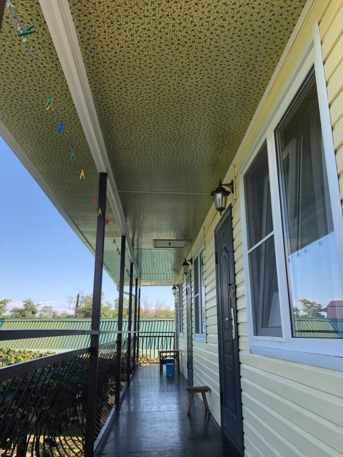 Kiwi Otel Pitsunda Dış mekan fotoğraf
